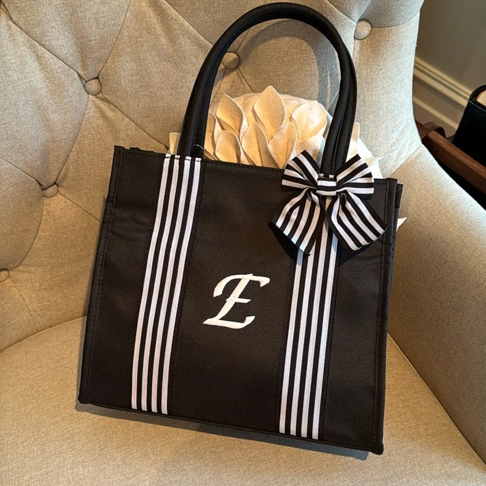 Monogrammed NWOT zippered purse tote with matching wallet